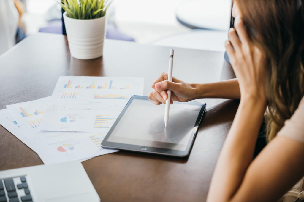 What credit score is needed for a personal loan? | Swoosh Finance