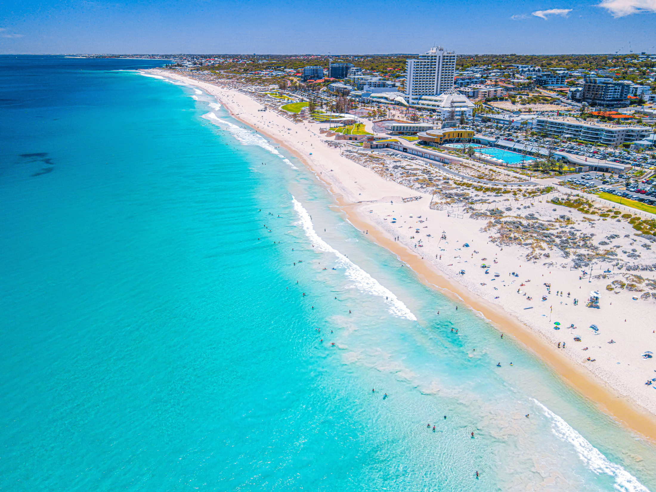 Free Things to Do in Perth: A day at the beach | Swoosh Finance